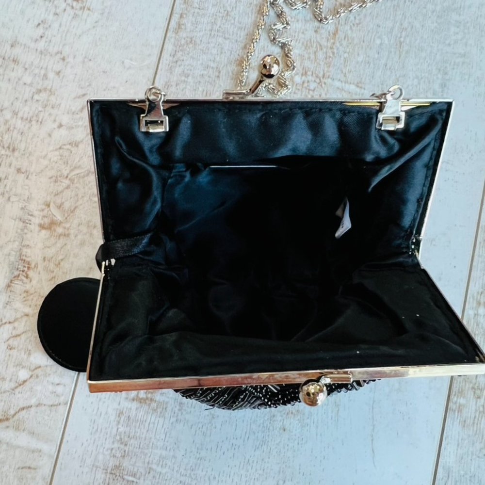 Valerie Stevens Black Beaded Evening Bag w/Mirror - Picture 4 of 5